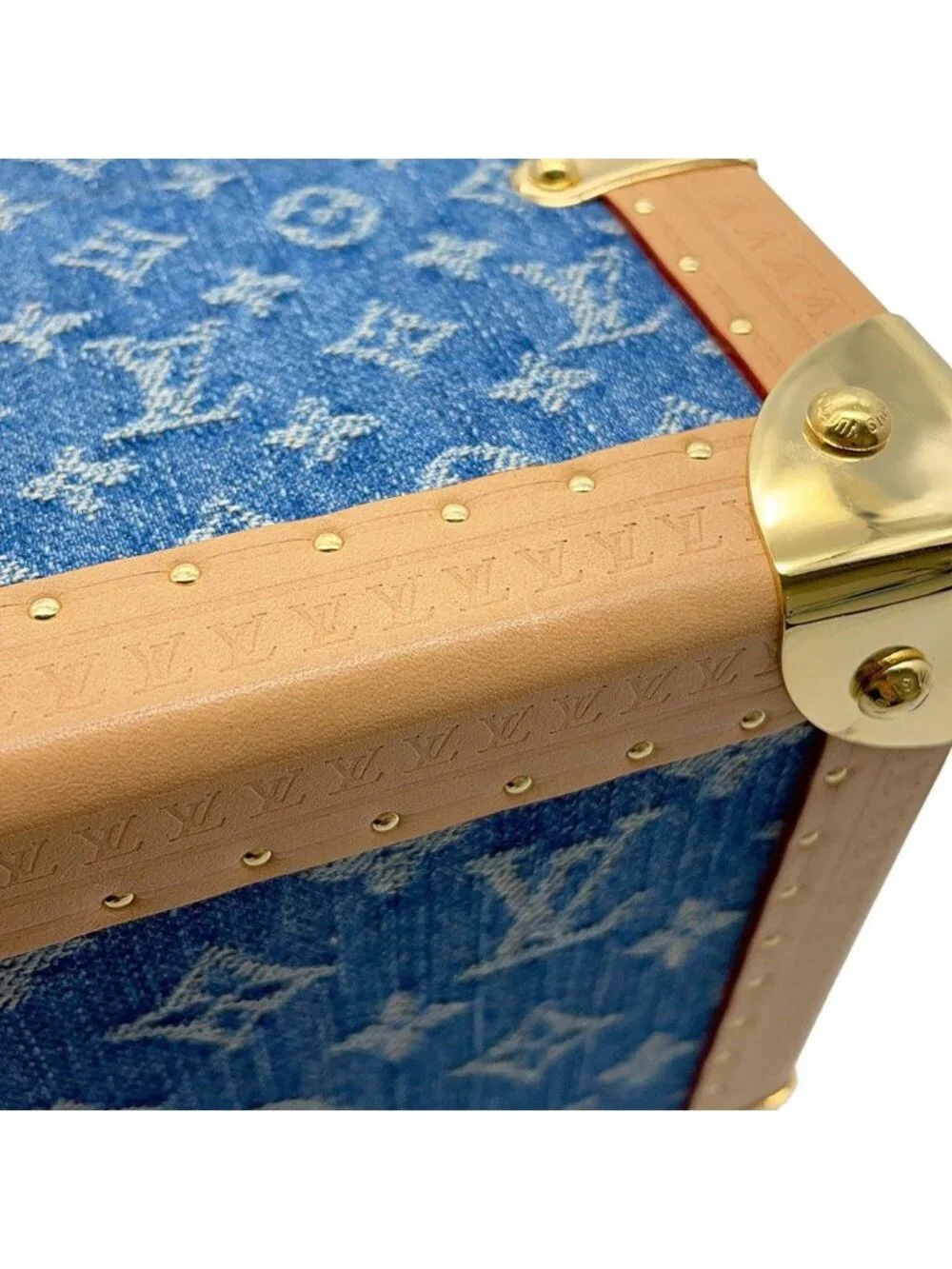 Louis Vuitton Box Monogram Coffret Tresor 24 Case Handbag